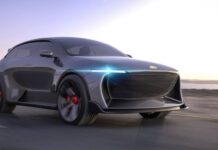 Американский стартап представил внедорожник, который будет ездить на солнечной энергии