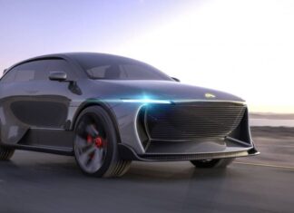 Американский стартап представил внедорожник, который будет ездить на солнечной энергии