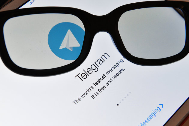 Песков рассказал, что помогло разрешить спор властей с Telegram