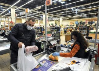 Готовимся к Пасхе: супермаркет против рынка — где продукты свежее и выгоднее