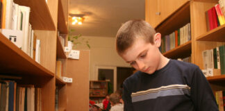 В школах не нашли учебника, упомянутого Путиным в послании