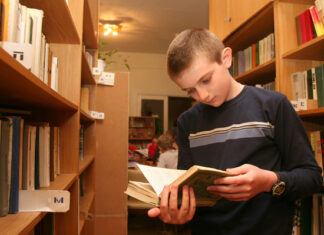 В школах не нашли учебника, упомянутого Путиным в послании