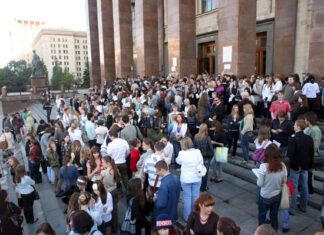 Появились тревожные данные о сокращении вузов в России за десять лет