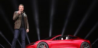 Илон Маск отказался от выпуска самой дорогой машины Tesla