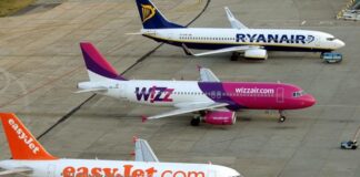 Дорогие тонкости дешевых перелетов: за что переплачивают пассажиры лоукостов