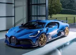 К заказчику отправился последний гиперкар Bugatti Divo