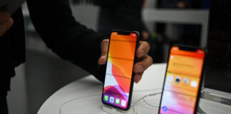 Самый популярный iPhone рекордно подешевел