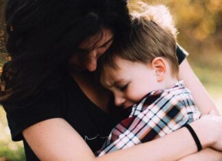 «Стер память ребенку»: женщины нашли способ наказать мужей, похищающих детей