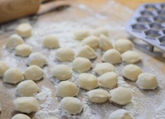 Утвержден стандарт на пельмени: срок годности для мяса три месяца