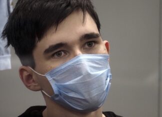 Защитник рассказал подробности встречи с «казанским стрелком»: «Смотрит олимпиаду, хочет курить»