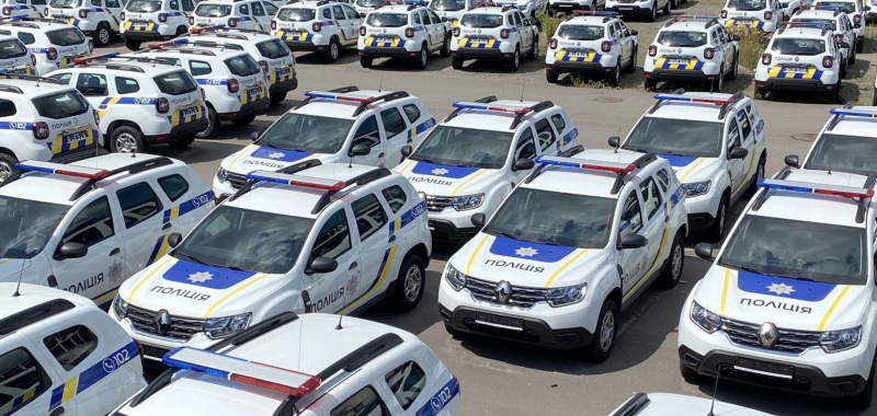 Renault Duster поставили на службу в Национальную полицию Украины