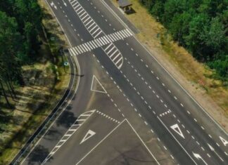 С 1 ноября в Украине появятся новые дорожные знаки