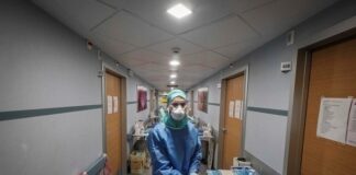 В Украине снова больше тысячи случаев COVID