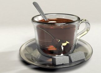 Названы главные опасности сладкого чая для здоровья