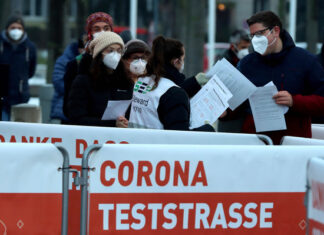 Австрия устроила систему ПЦР-тестирования бесплатно и безлимитно