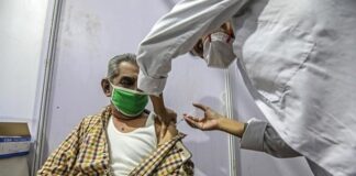 COVID-прививки получили более 11 млн украинцев