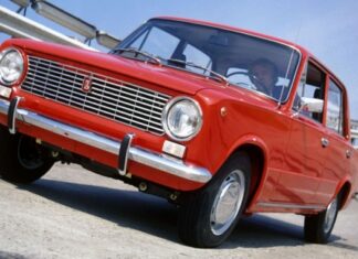 Лучшие автомобили СССР, которые превратились в хлам