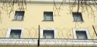 Узнать, в какой тюрьме сидит родственник, поможет специальный портал