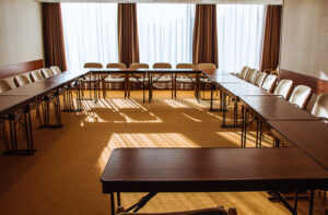 Организация конференций: как выбирать помещения