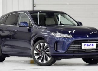 Huawei представил свой новый кроссовер под брендом AITO