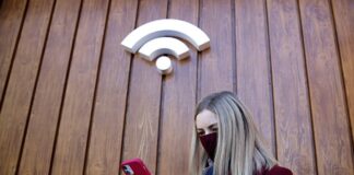 Эксперт объяснил, с помощью чего можно улучшить сотовый сигнал