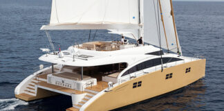 Аренда парусного катамарана: отдых на воде