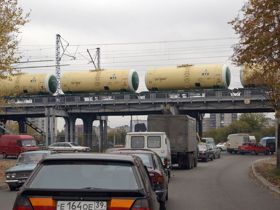 «Черта лысого привезут»: жители Калининграда ответили на транспортную блокаду