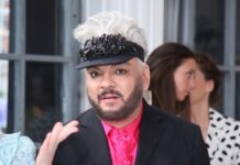 Биограф Киркорова рассказал о страхе певца разделить судьбу Галкина