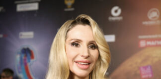 Лобода призналась, что отказала дочерям в возвращении в Россию