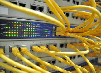 Медведев призвал добиваться независимости российских IT-разработок