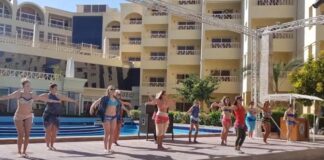 Приглашаются россиянки любого возраста и комплекции: отели Хургады начали активно обучать российских туристок восточным танцам