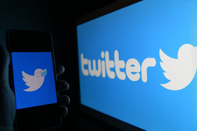 СМИ: Twitter сделает верификацию страницы платной
