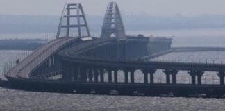 Взрыв моста и туризм: в Крыму находятся более 50 тысяч российских туристов