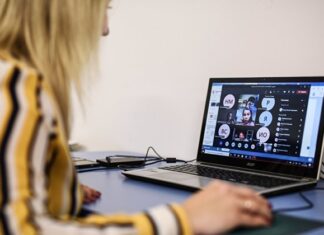 Россиянам рассказали, как правильно чистить ноутбук