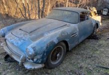 60-летний Aston Martin обнаружили в заброшенном гараже