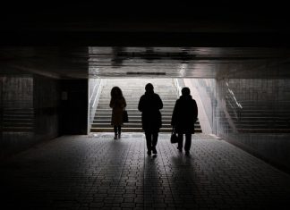 «Нам затыкают рты»: украинцы рассказали правду про отключения электричества