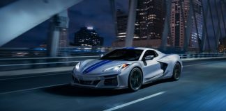 Chevrolet представил первый гибридный полноприводный Corvette