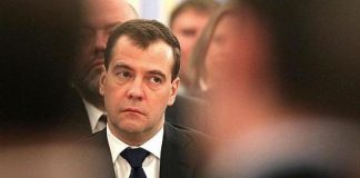 Медведев напомнил о правилах военного времени в отношении предателей Родины