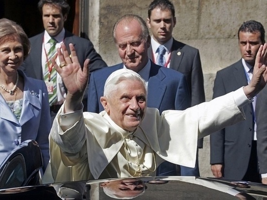 Появились подробности похорон папы Римского Бенедикта XVI