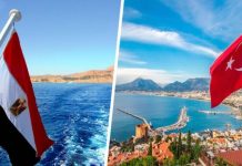 Турки радостно потирают руки: спрос россиян на пляжи их главного конкурента резко упал по важной причине