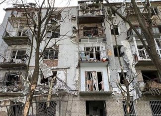 Войска РФ атаковали Николаев Искандерами, разрушены жилые дома