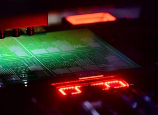 Эксперт отметил особенности китайского оборудования для выпуска электроники