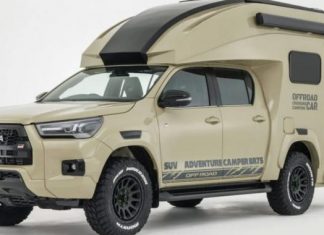 Пикап Toyota Hilux превратили в дом на колесах