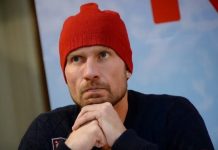 У российского фигуриста Романа Костомарова прогрессирует некроз верхних конечностей