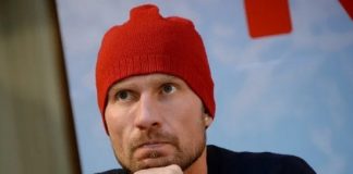 У российского фигуриста Романа Костомарова прогрессирует некроз верхних конечностей