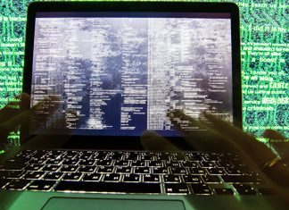 Опрос показал, каких специалистов работодатели готовы заменить на нейросети