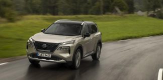 В Украине начинаются продажи нового Nissan X-Trail