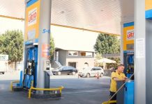 Российский турист в Турции увидел стоимость бензина и был шокирован