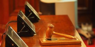 Приговор похитителям имущества актера Алексея Баталова вынесут 18 мая