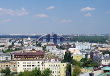 СМИ сообщили о сбое в работе оператора мобильной связи на Украине